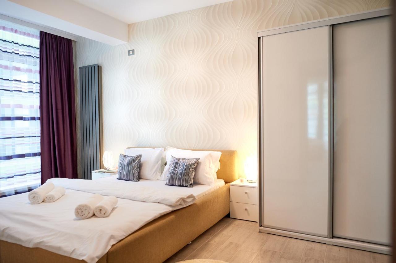 Aquamarin 2Bd Apt Spa N Pools Beach Resort Năvodari Exteriör bild