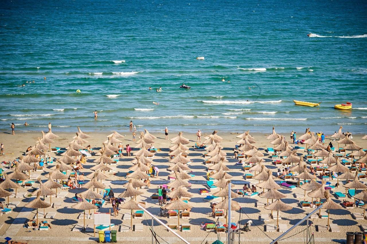 Aquamarin 2Bd Apt Spa N Pools Beach Resort Năvodari Exteriör bild
