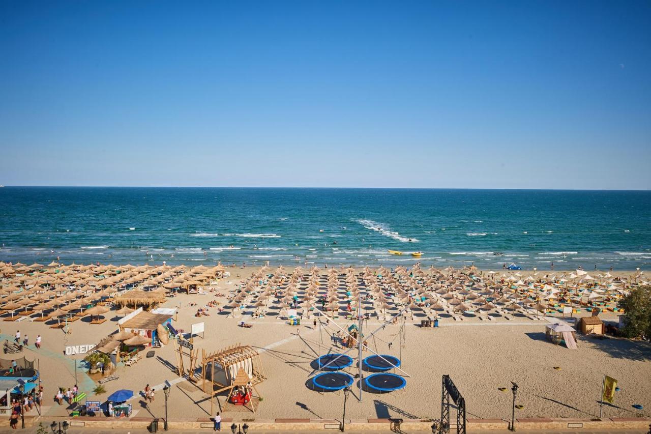 Aquamarin 2Bd Apt Spa N Pools Beach Resort Năvodari Exteriör bild