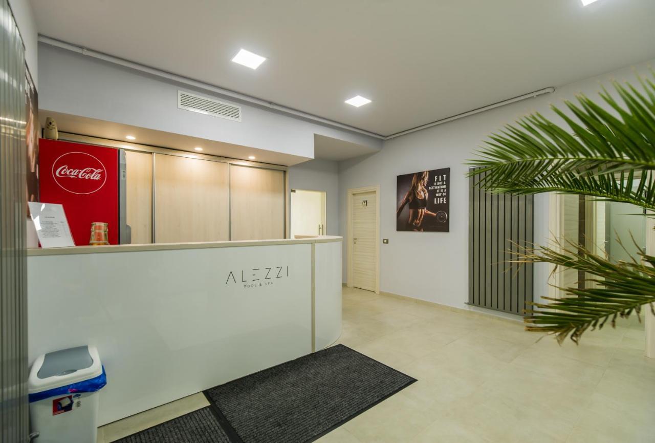 Aquamarin 2Bd Apt Spa N Pools Beach Resort Năvodari Exteriör bild