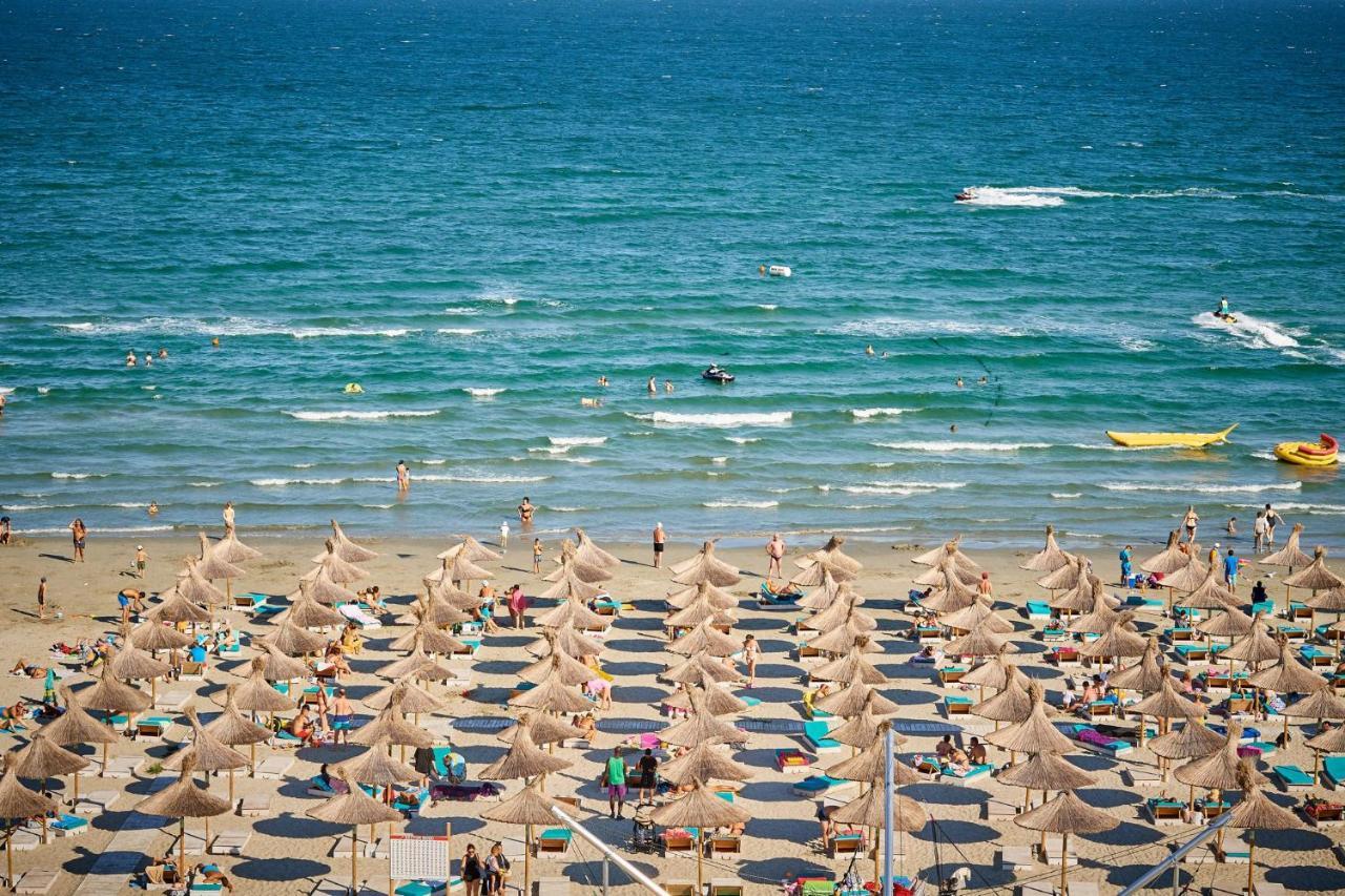 Aquamarin 2Bd Apt Spa N Pools Beach Resort Năvodari Exteriör bild
