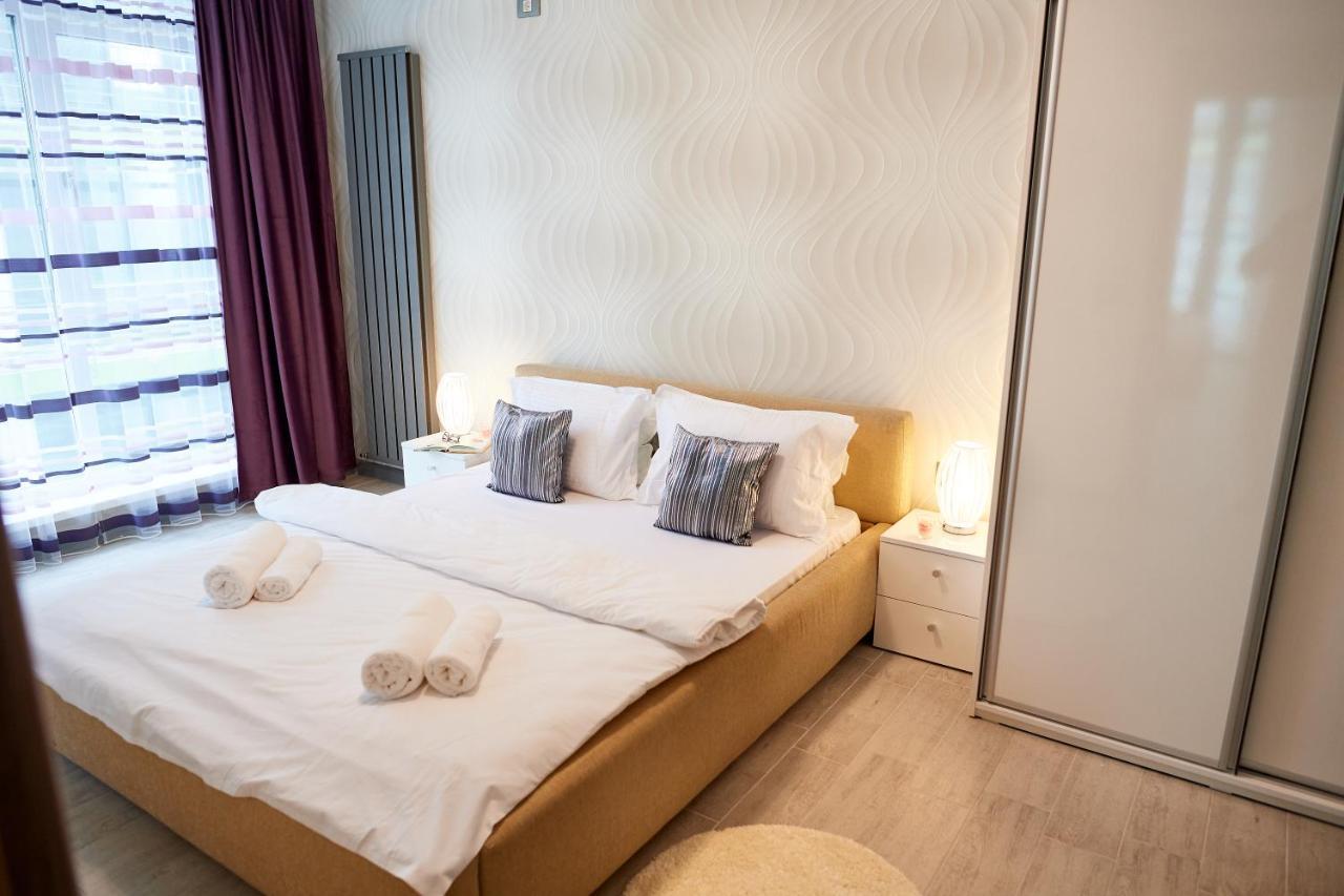 Aquamarin 2Bd Apt Spa N Pools Beach Resort Năvodari Exteriör bild