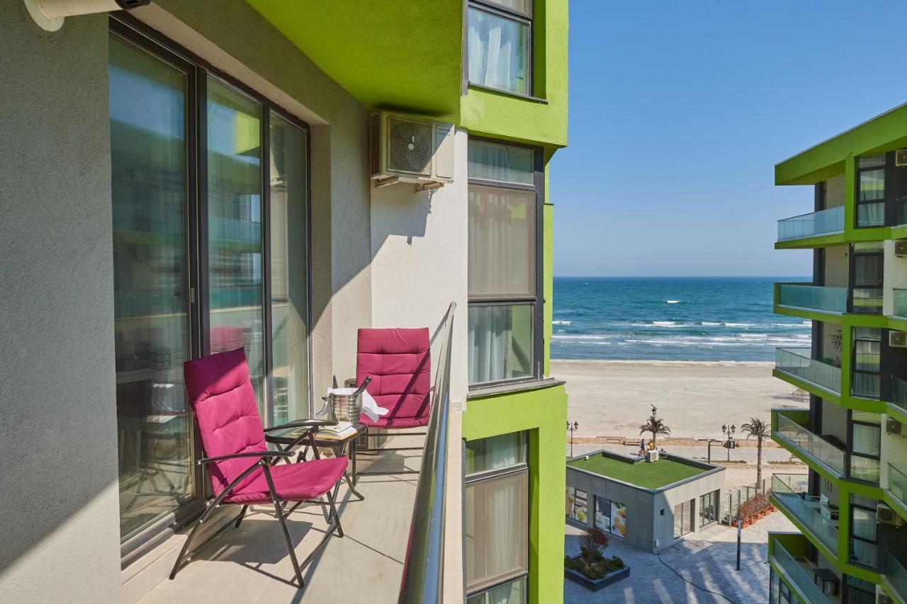 Aquamarin 2Bd Apt Spa N Pools Beach Resort Năvodari Exteriör bild