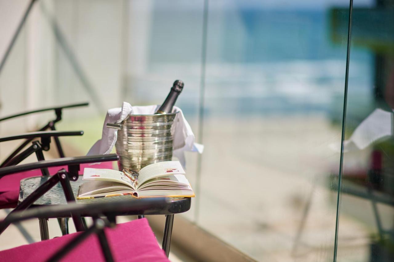 Aquamarin 2Bd Apt Spa N Pools Beach Resort Năvodari Exteriör bild